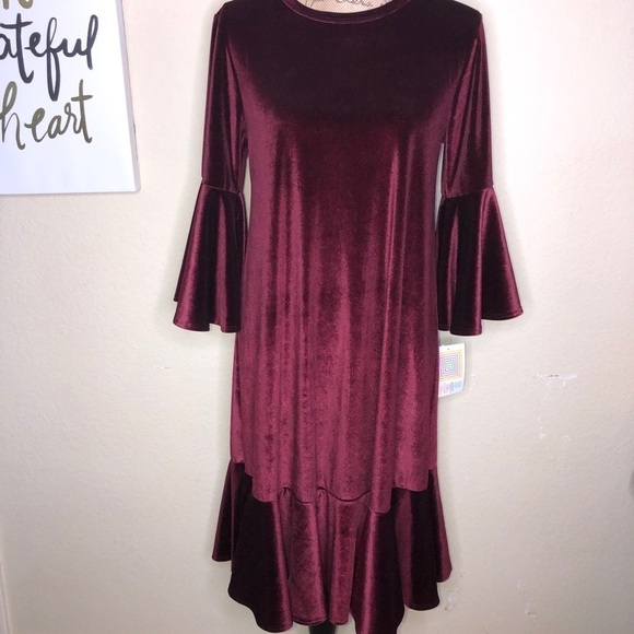 LuLaRoe Discontinued Velvet Feel,Ruffled Bottom Deep Red/Burgundy Maurin… - Picture 1 of 10